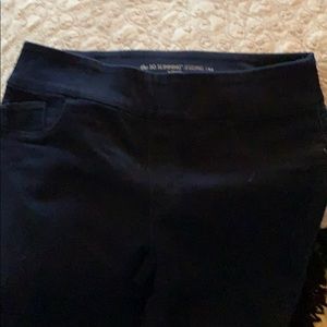 No zip waistband CHICO’S denim jeans.